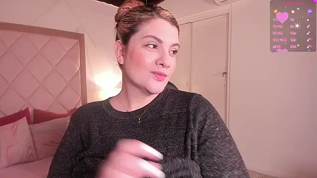 Snapshot of anabelle_clark chatting on October 2025 01:36:01 PM anabelle clark online show from October 2025 01:36:01 PM