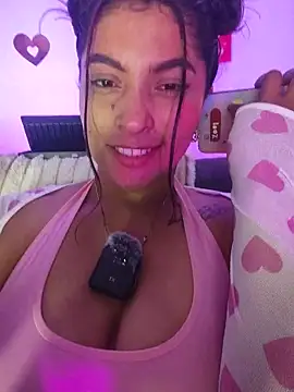 Fox Roxxan online show from May 2026 02:06:01 AM