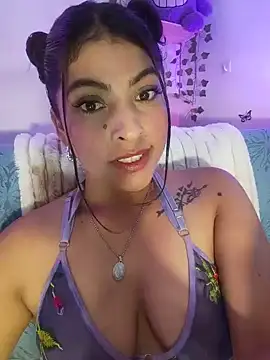 Fox Roxxan online show from June 2026 02:28:01 AM