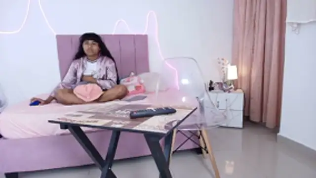 Andre lezcano online show from February 2026 09:21:01 PM