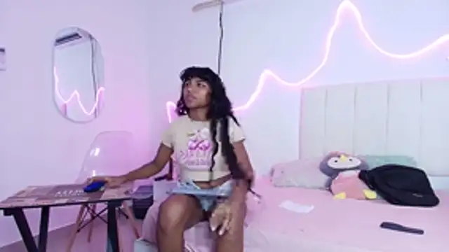 Andre lezcano online show from February 2026 06:04:02 PM