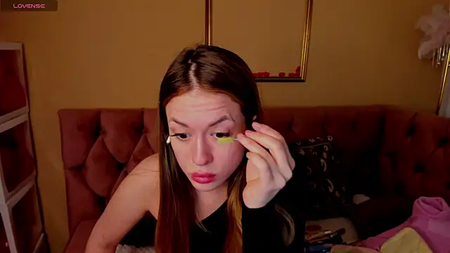 StacyWells online show from February 2026 01:28:01 AM