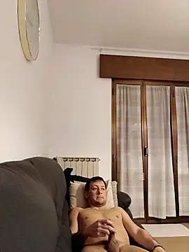 Alessio1987 online show from February 2026 07:42:02 PM