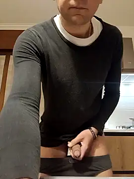 Alessio1987 online show from March 2026 04:03:01 AM