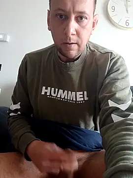 Alessio1987 online show from February 2026 10:59:02 AM