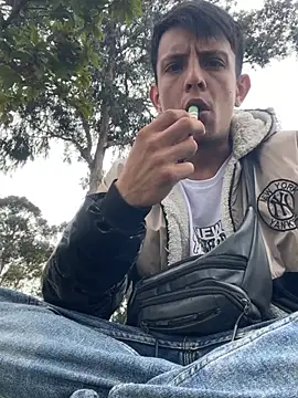 andrewcoopper1 online show from February 2026 03:39:01 PM