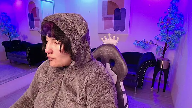 Ritsuka berry online show from November 2025 03:33:02 AM