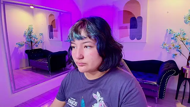 Ritsuka berry online show from April 2026 07:38:02 PM