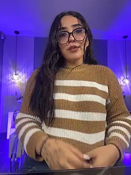 KatlynRous online show from May 2026 06:39:02 PM