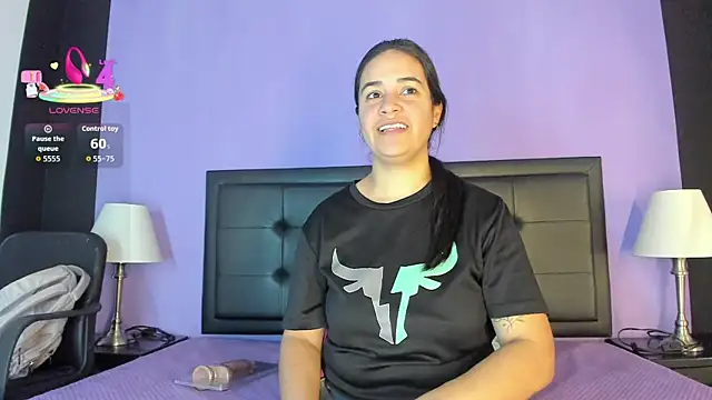 GreciaFox1 online show from April 2026 12:22:01 PM