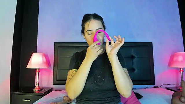 GreciaFox1 online show from March 2026 12:23:01 PM