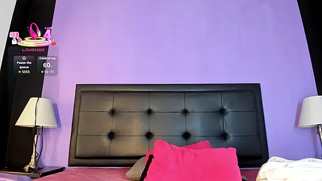 GreciaFox1 online show from May 2026 12:15:02 PM