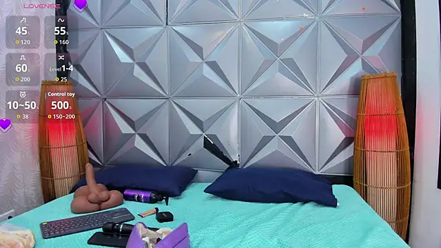 GreciaFox1 online show from January 2026 12:01:01 PM