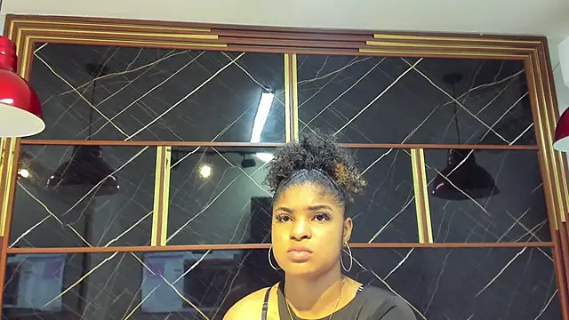 HannyThompson online show from October 2025 12:26:02 PM