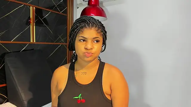 HannyThompson online show from May 2026 12:44:01 PM