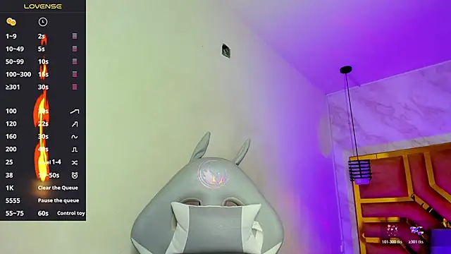 Luciifeer  online show from March 2026 06:53:02 PM