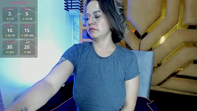 Luciifeer  online show from December 2025 04:25:02 AM