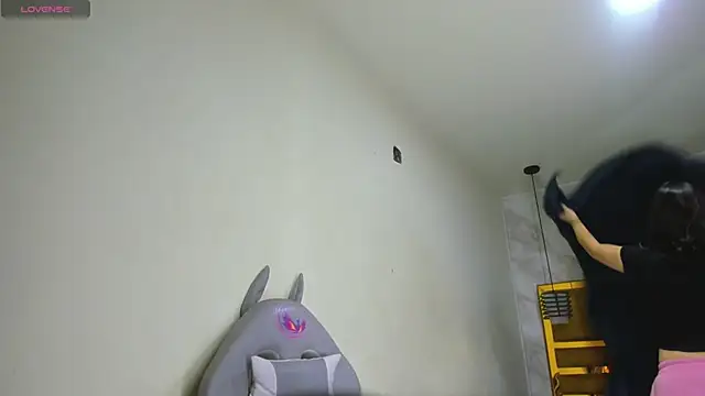 Luciifeer  online show from March 2026 02:02:01 PM