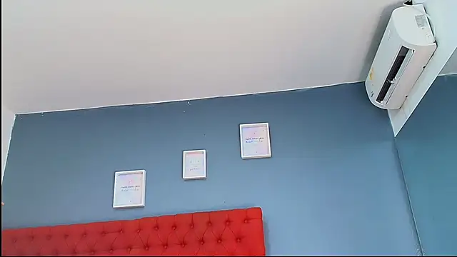 Snapshot of zuri_villegas chatting on October 2025 07:25:02 PM zuri villegas online show from October 2025 07:25:02 PM