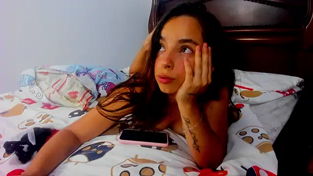 Emma Valencia 001 online show from June 2026 03:44:01 AM