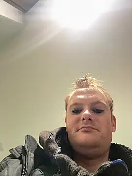 avamaxwell online show from February 2026 08:09:01 PM