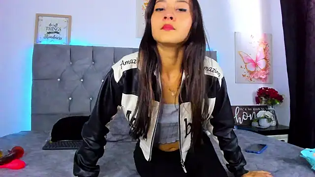 Miss-Alicia online show from July 2026 06:41:02 PM