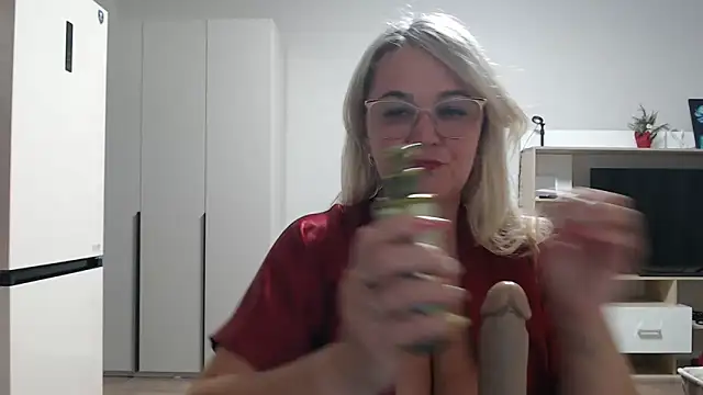 EleanoraDream online show from February 2026 11:42:02 AM