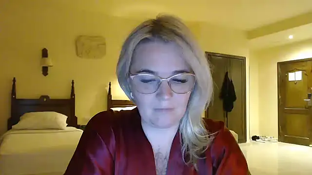 EleanoraDream online show from February 2026 09:10:01 PM