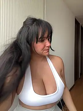 Nova Gabriela online show from April 2026 03:27:01 PM