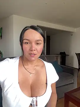 Nova Gabriela online show from November 2025 03:05:02 PM