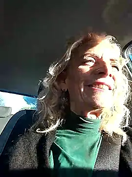 Snapshot of clarabell4 chatting on December 2025 08:19:02 AM clarabell4 online show from December 2025 08:19:02 AM