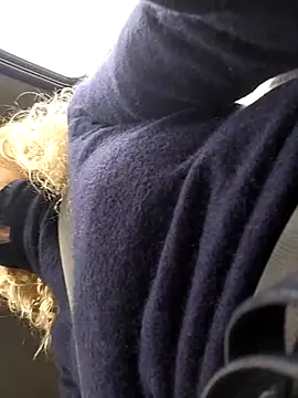 clarabell4 online show from December 2025 07:54:01 AM