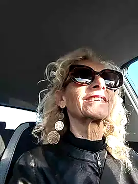 clarabell4 online show from October 2025 07:07:01 AM