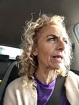 clarabell4 online show from March 2026 07:45:01 AM