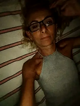 clarabell4 online show from September 2025 07:41:01 PM
