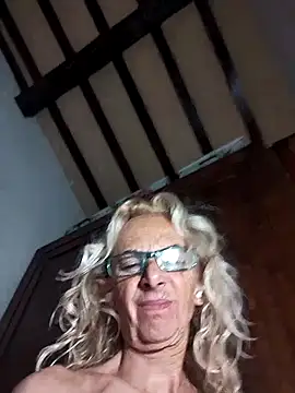 clarabell4 online show from November 2025 06:47:01 AM