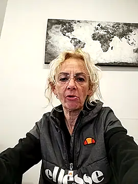 Snapshot of clarabell4 chatting on March 2026 08:54:02 AM clarabell4 online show from March 2026 08:54:02 AM