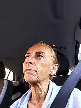 clarabell4 online show from October 2025 06:59:02 AM
