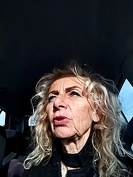 clarabell4 online show from April 2026 06:53:02 AM