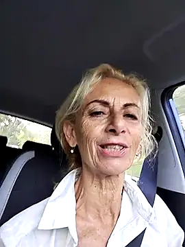 clarabell4 online show from September 2025 06:30:01 AM
