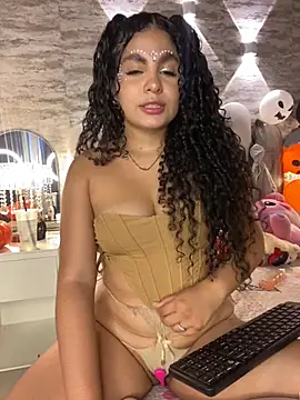 Snapshot of Yassy_vazquez chatting on October 2025 07:37:02 PM Yassy vazquez online show from October 2025 07:37:02 PM