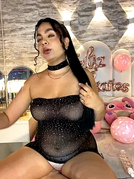 Snapshot of Yassy_vazquez chatting on November 2025 07:13:02 PM Yassy vazquez online show from November 2025 07:13:02 PM