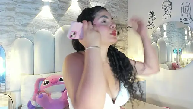 Snapshot of Yassy_vazquez chatting on November 2025 07:36:02 PM Yassy vazquez online show from November 2025 07:36:02 PM