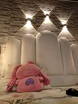 Yassy vazquez online show from March 2026 07:43:02 PM