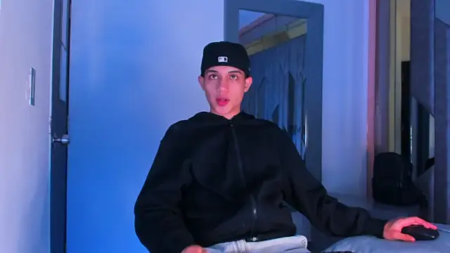 Sebax Young online show from April 2026 04:49:01 AM