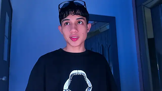 Sebax Young online show from February 2026 08:06:02 PM