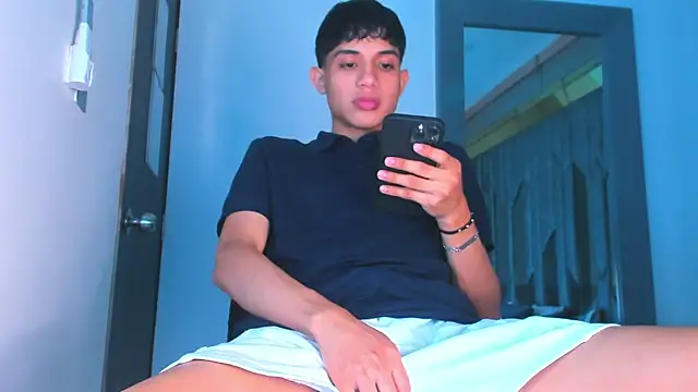 Sebax Young online show from December 2025 09:37:02 PM