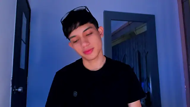 Sebax Young online show from March 2026 09:42:02 PM