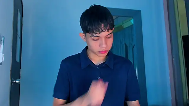 Sebax Young online show from November 2025 08:42:01 PM