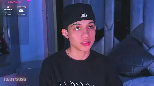 Sebax Young online show from January 2026 08:57:01 PM